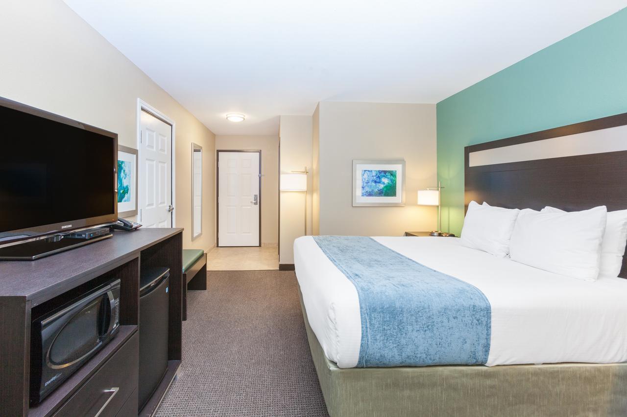 Baymont By Wyndham Midland Center Hotel Buitenkant foto